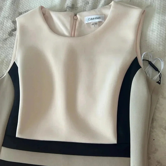 Calvin Klein Color Block Dress Size 4 - Picture 6 of 9